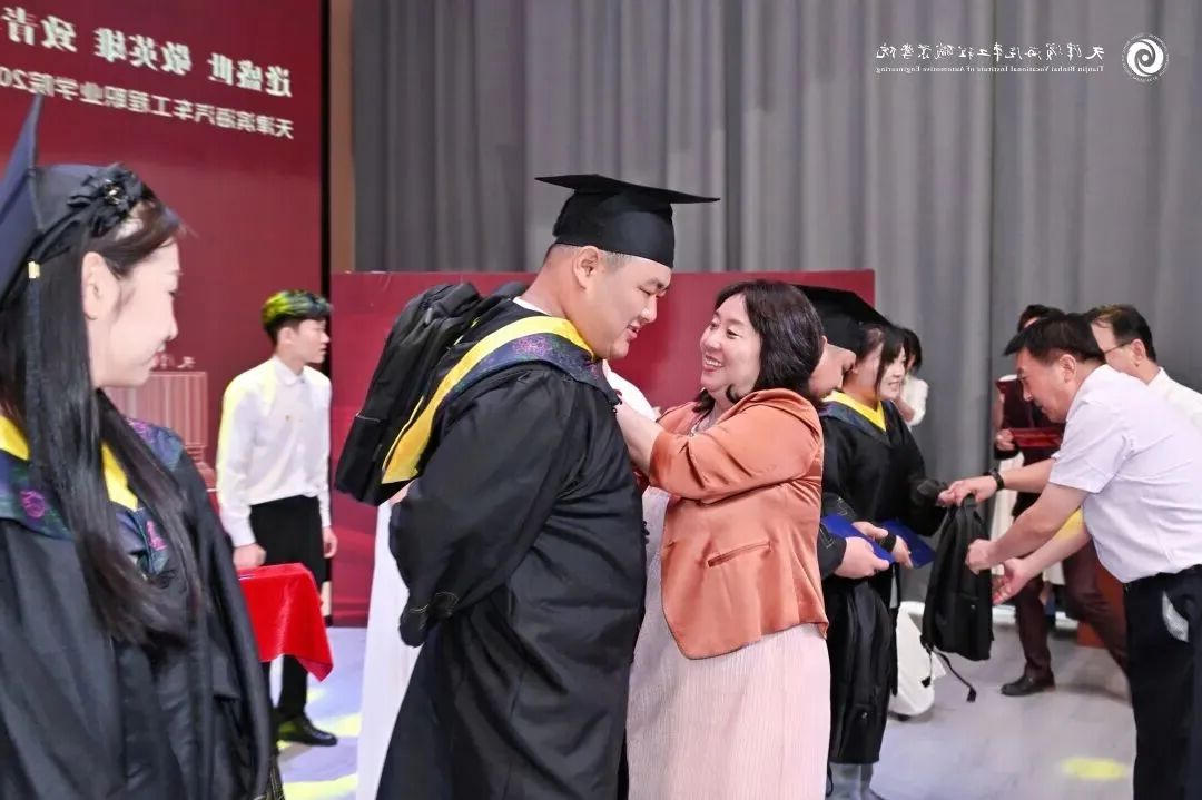 1787105448246418.jpg bbin视讯真人